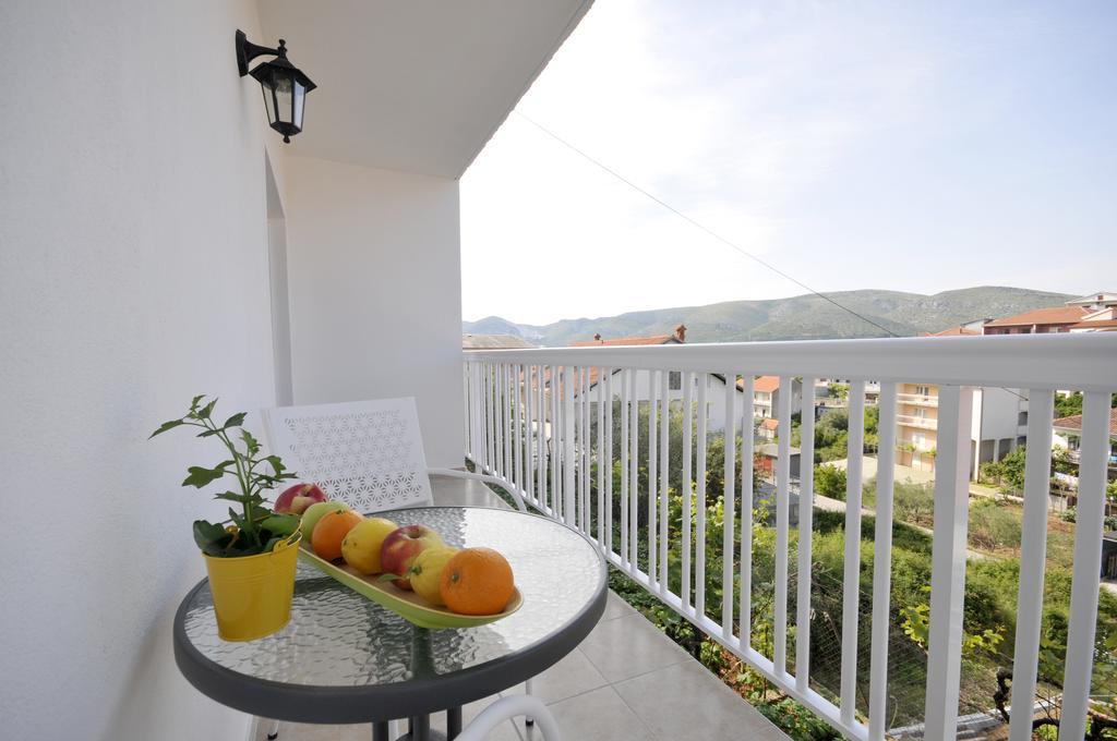 Apartmani Mijatovic Τρογκίρ Εξωτερικό φωτογραφία